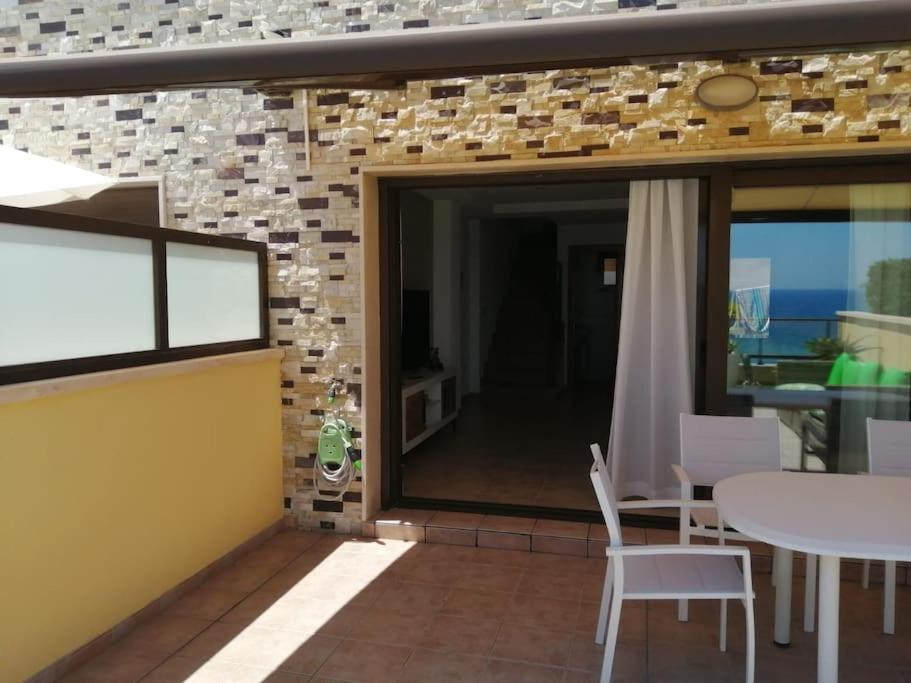 Bungalow En Primera Linea Del Mar Arenales del Sol Exterior photo